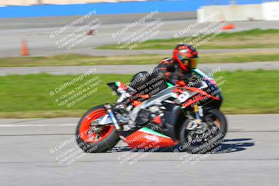 media/Jan-20-2023-Fastrack Riders (Fri) [[f2ad32aba3]]/Level 3/session 4 turn 6/